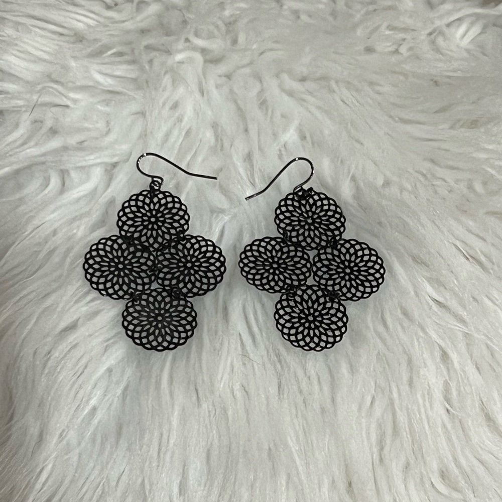 Chandelier Earrings - Picture 4 of 5